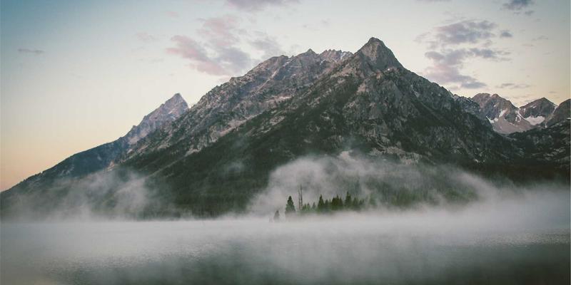 IIASOL教师如何通过播客与YouTube打造知识品牌：SEO优化与数字营销权威指南