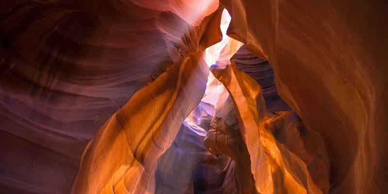 IIASOL背景教师如何通过搜索引擎优化提升中文播客影响力：内容规划与听众增长实战策略